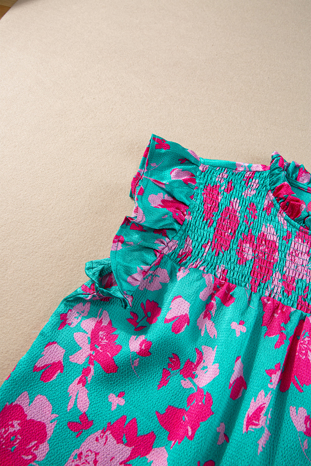 Blouse . Green Floral Ruffled Flutter Sleeve Ruched