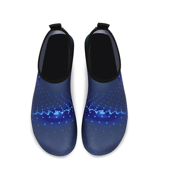 Aqua Shoes . Unisex Fashionable Light Dot Print Aqua Shoes