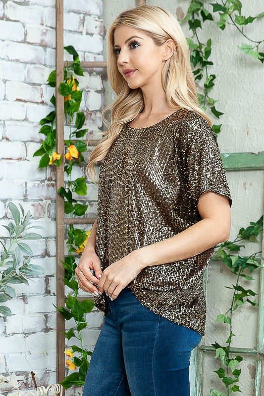 TOP   .  Sequins Fabric Short Sleeve TOP Gold.