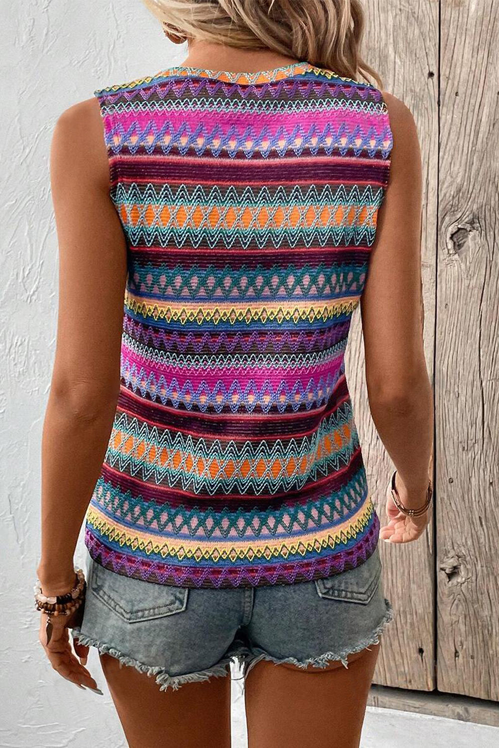 Top  .  Purple Ethnic Wavy Pattern Round Neck Sleeveless Top