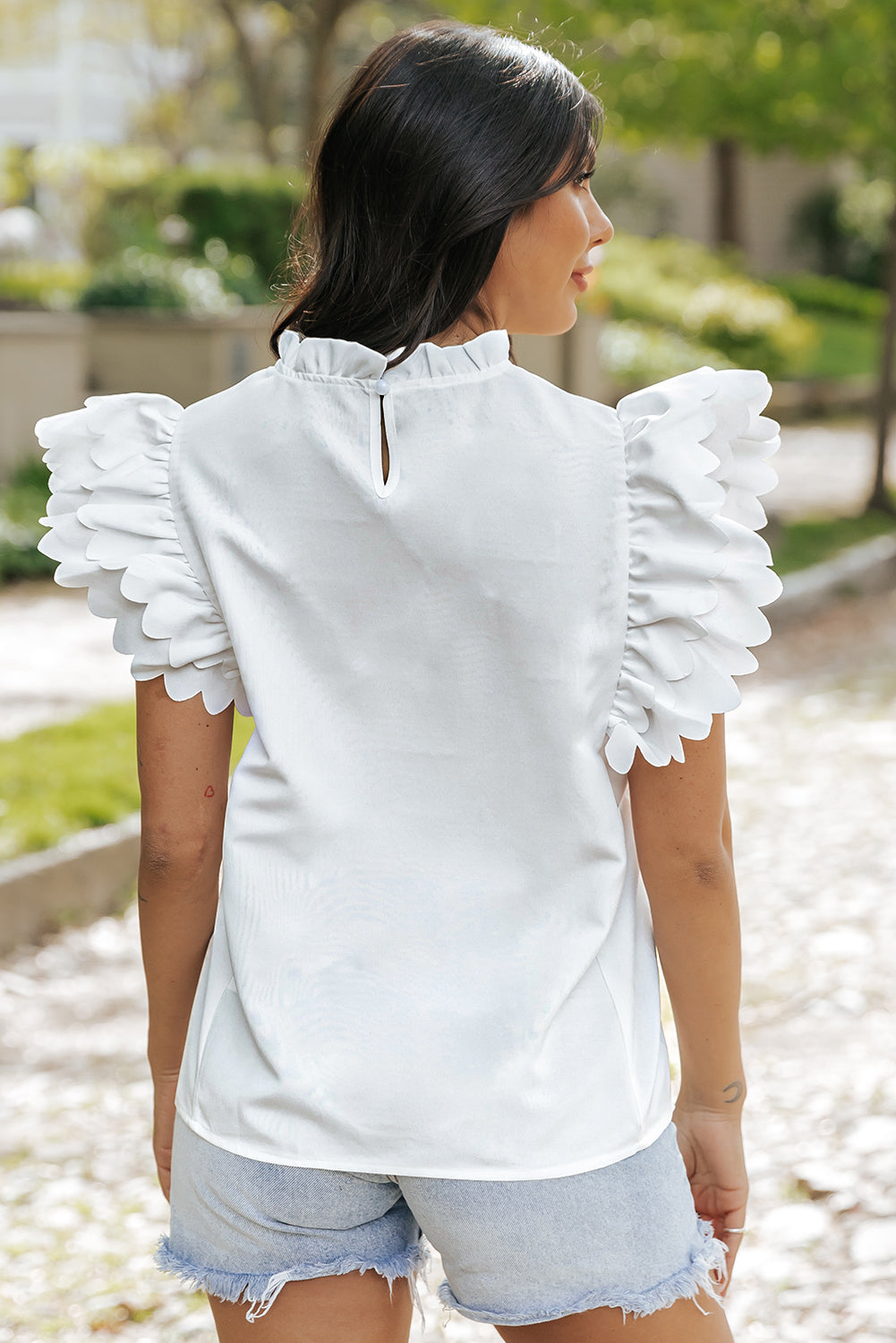 Top  .  White Solid Color Scalloped Ruffle Sleeve