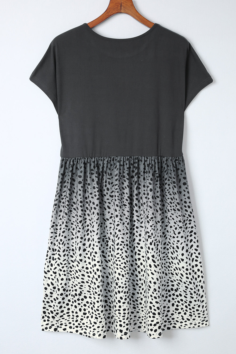 T Shirt Dress .Leopard Dotted Contrast Casual Pocket . cheetah / Leopard