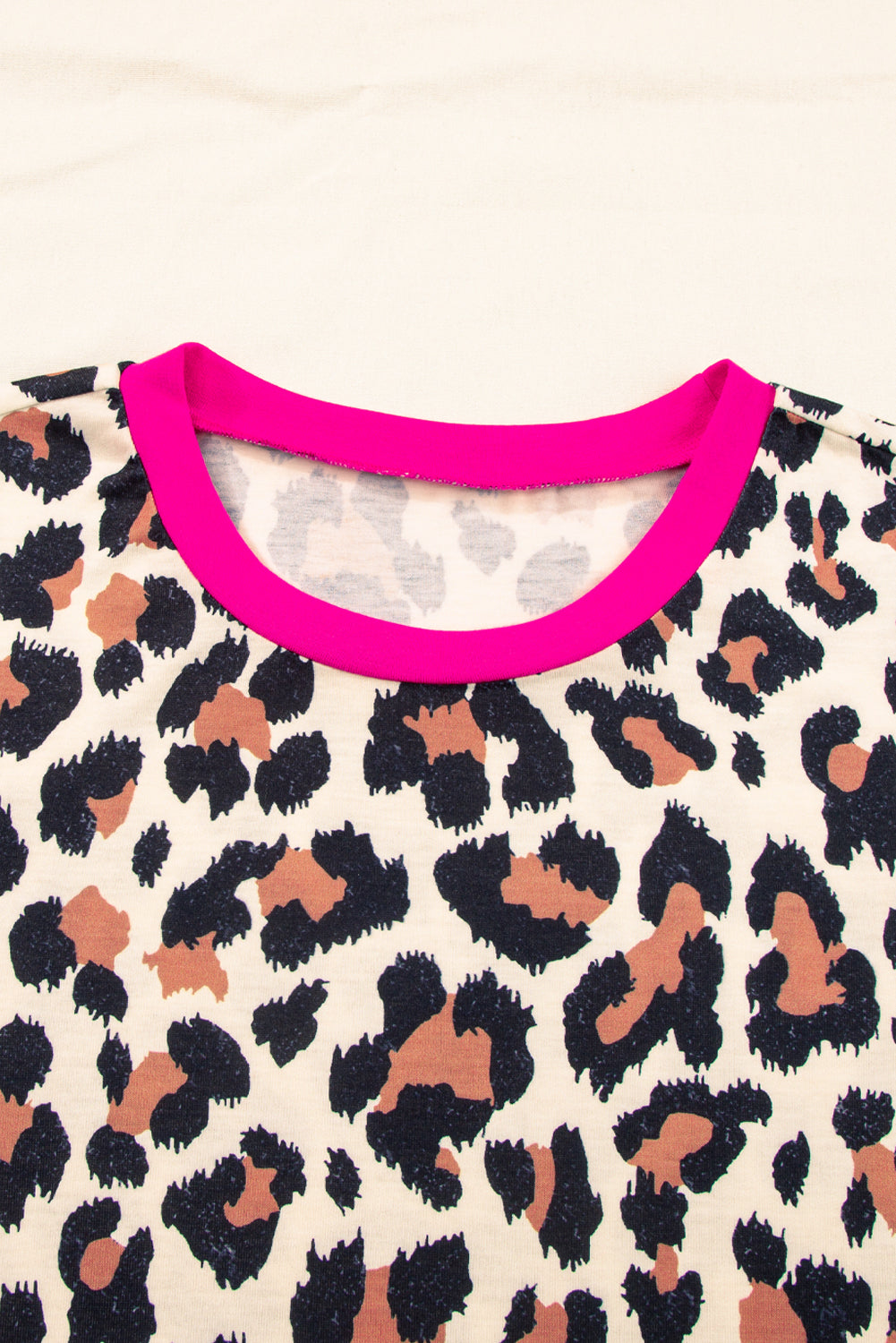 T Shirt  .  White Contrast Trim Leopard Print T Shirt