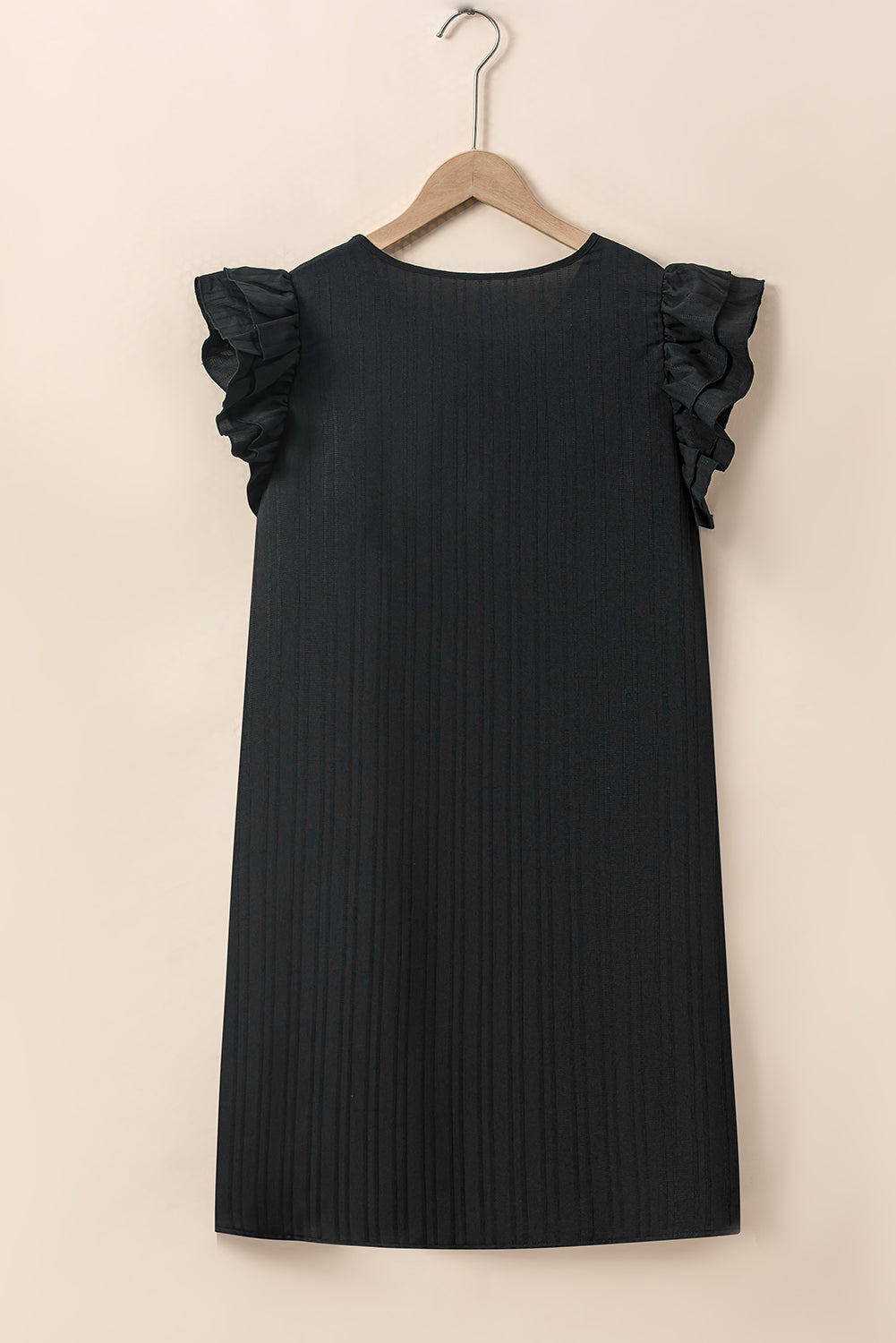 Dress  .  Black Ruffled Sleeve Rib Textured Plus Size Shift Dress