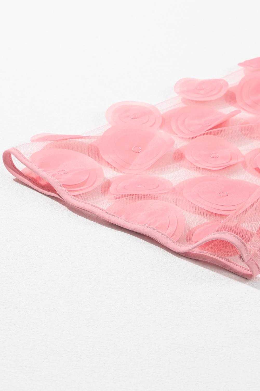 Blouse  .  Dusty Pink Contrast Applique Mesh Half Sleeve