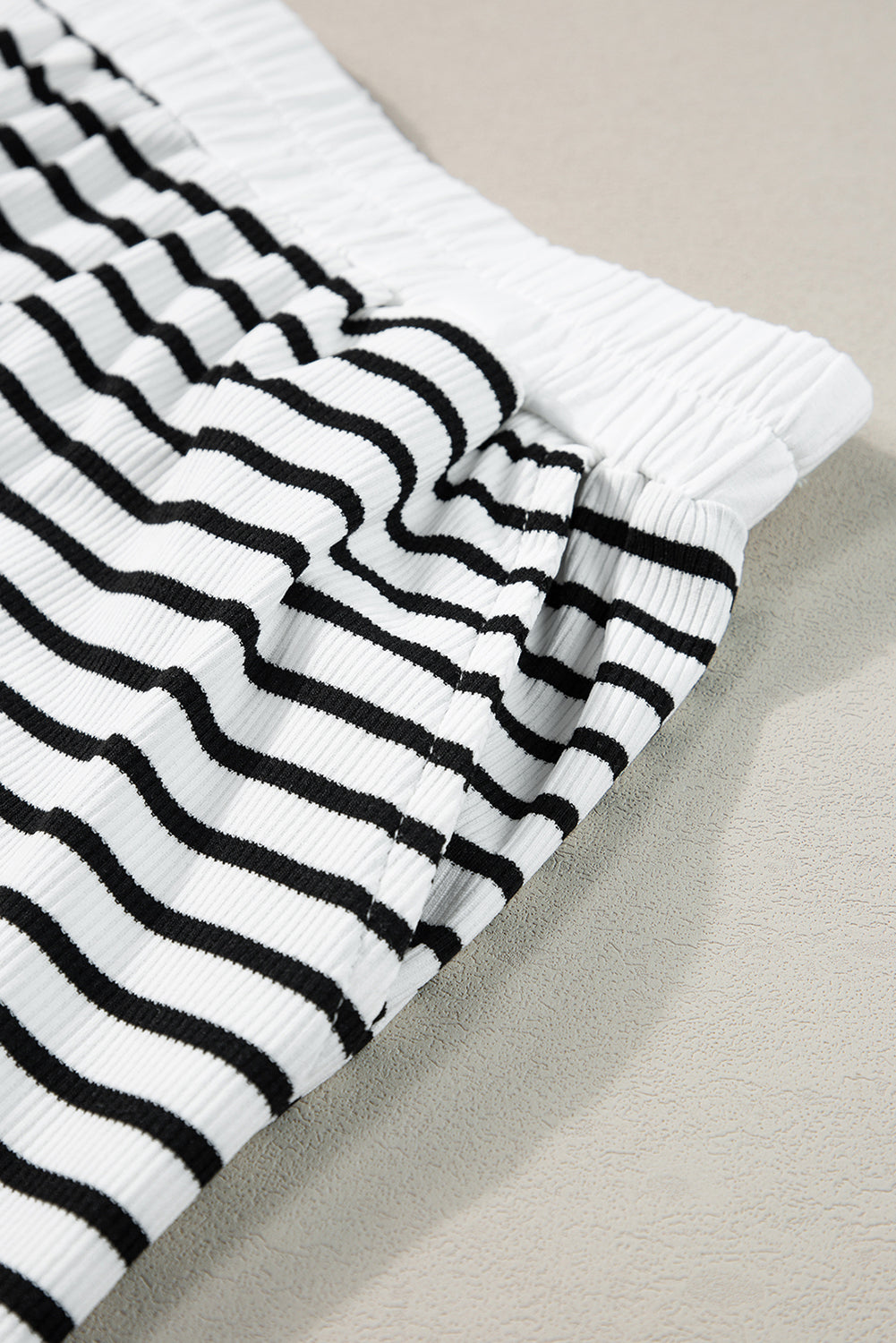 Set  Tee and Shorts Set  .  White Stripe Contrast Edge Tee and Shorts Set